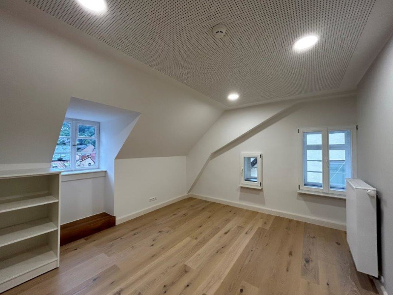 Räumlichkeit 1 Dachgeschoß